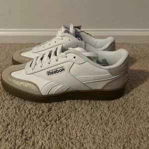 Reebok women’s tennis shoes. Size. 8.